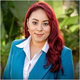 Jessica Piña Licensed Clinical Social Worker 